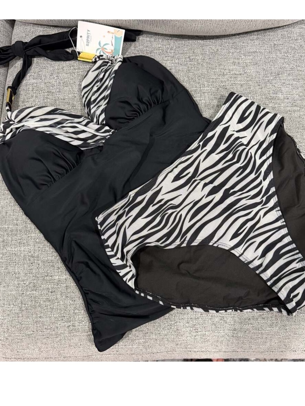 B2PRITY black and white animal print
